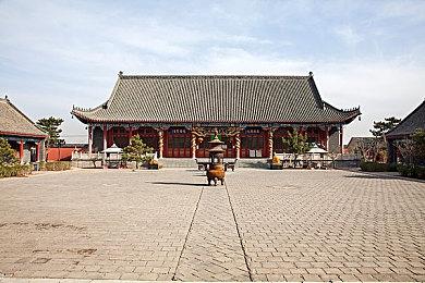 寒冬生存模拟游戏《冬日幸存者》推出试玩版